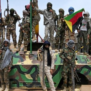 Mali : 2 000 ex-combattants de l’Azawad rejoignent l’armée à Ménaka