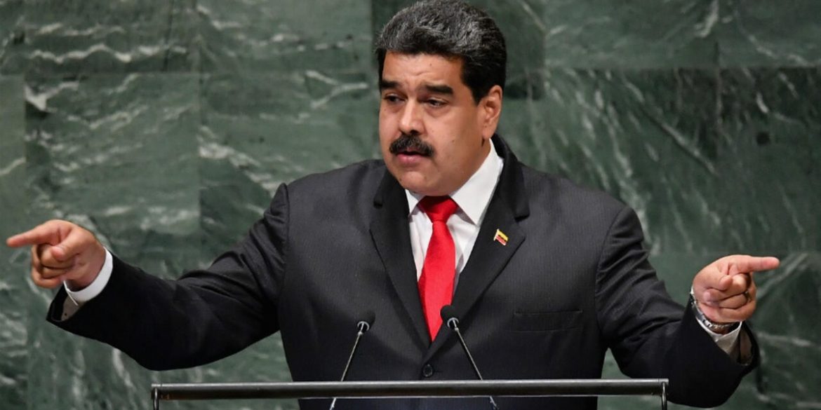 Nicolás Maduro lors de son discours où il accuse les États Unis de piraterie navale après la saisie d’un pétrolier chargé de brut vénézuélien.