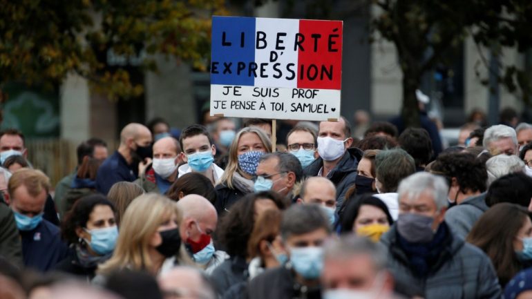 Liberté d’expression jusqu’où peut aller la critique du pouvoir
