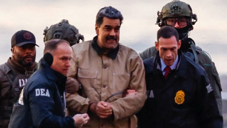 Nicolás Maduro, visé par des accusations américaines liées au narcotrafic, a été transféré aux États-Unis début janvier 2026.