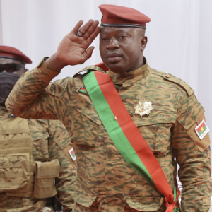 Paul Henri Damiba, ex-chef de la Transition au Burkina Faso, au cœur d’une affaire d’arrestation et d’expulsion depuis le Togo.