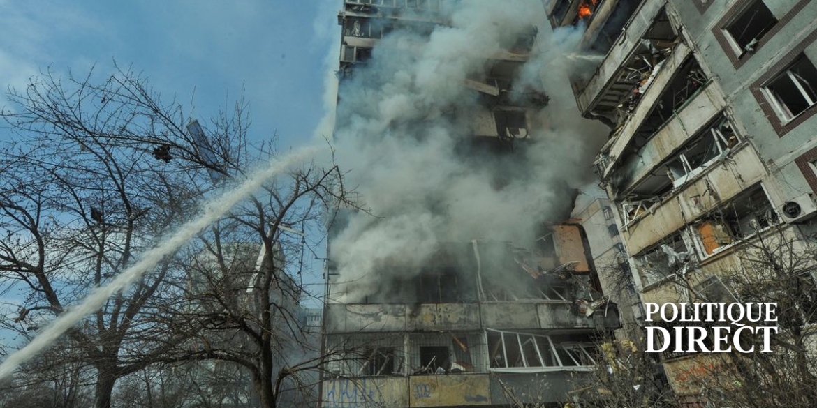 À Zaporizhzhia, des frappes russes ont fait au moins trois morts et laissé environ 1 500 foyers sans électricité.