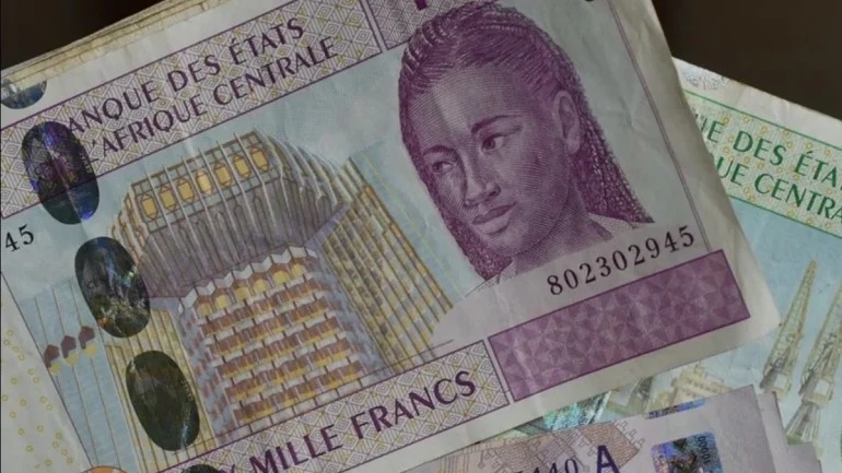 Une émission d’eurobond annoncée à 10,125 pourcent relance le débat sur le coût de la dette du Cameroun.