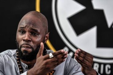 Kemi Seba a été arrêté en Afrique du Sud alors qu’il était recherché par la justice béninoise.