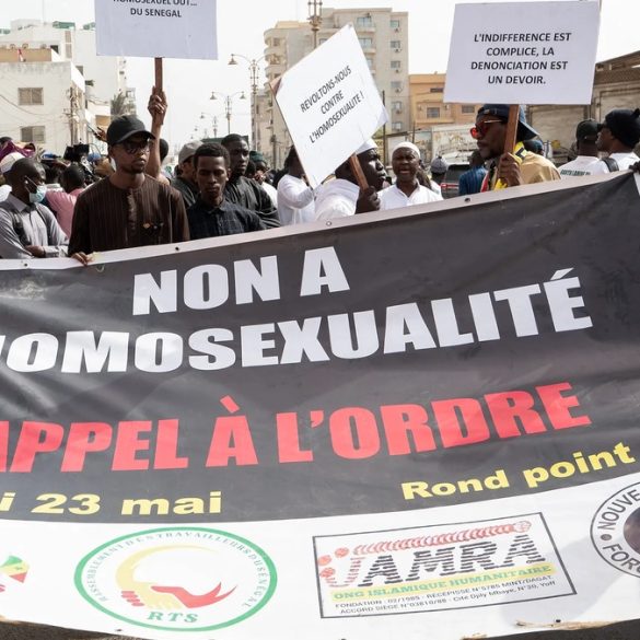 Le Sénégal a officiellement promulgué une loi renforçant les peines de prison contre les relations homosexuelles.