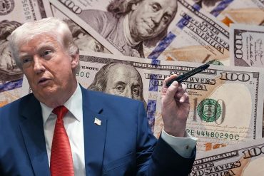 Donald Trump va devenir le premier président en exercice à voir sa signature apparaître sur les billets américains.