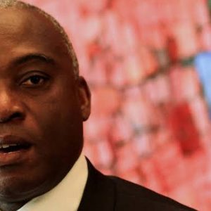 Ahoua Don Mello transforme son ancienne équipe de campagne en un nouveau mouvement politique souverainiste.