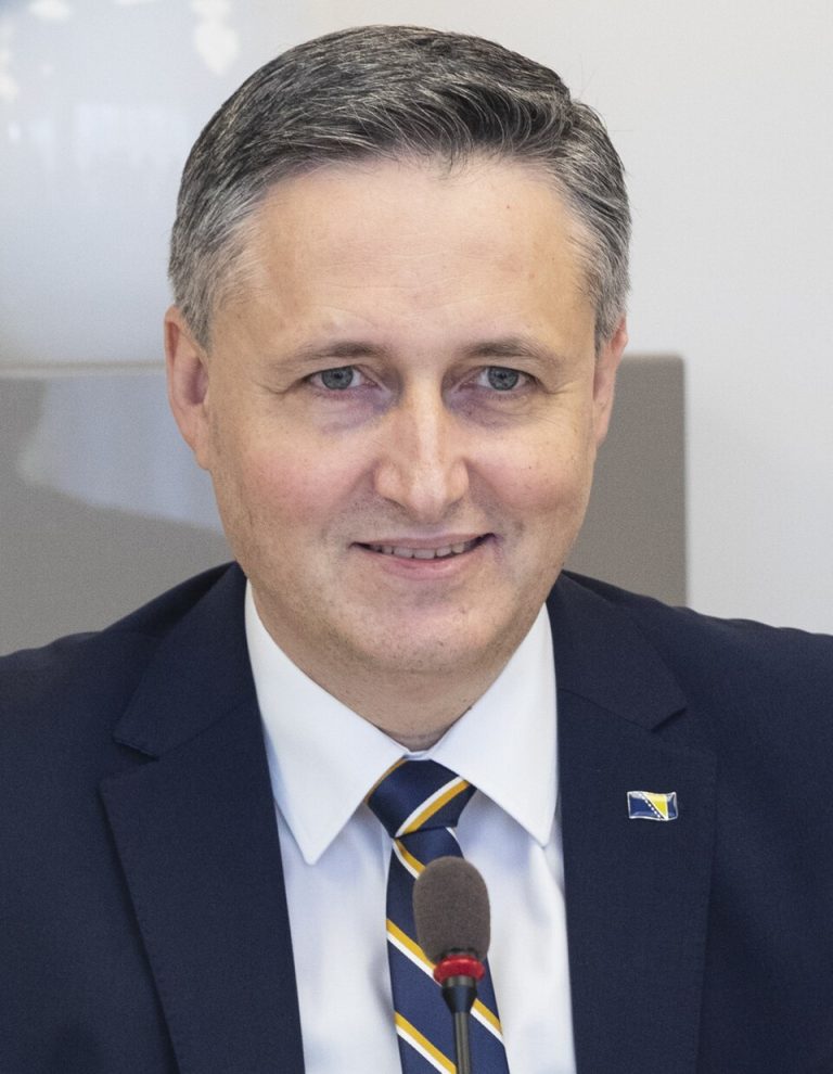 Denis Bećirović