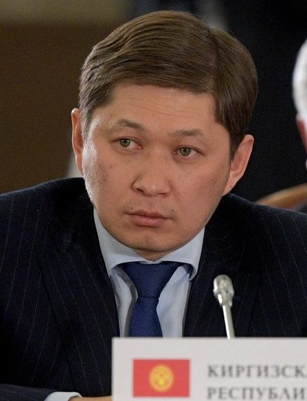 Sapar Isakov