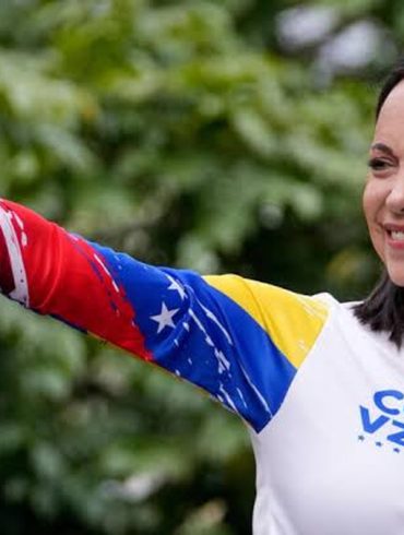 María Corina Machado reste pour l’instant à l’écart du nouveau processus de dialogue politique engagé au Venezuela.