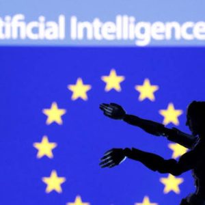 L’Union européenne impose de nouvelles règles de transparence pour identifier certains contenus produits ou manipulés par l’intelligence artificielle.