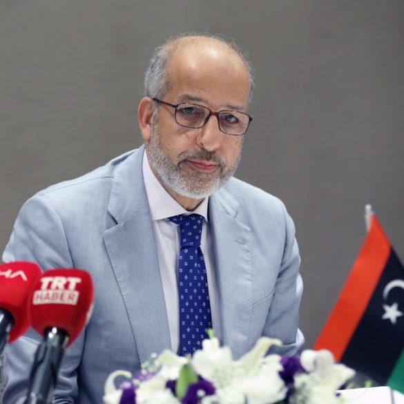 La démission de Naji Issa ravive les tensions autour de la Banque centrale de Libye.