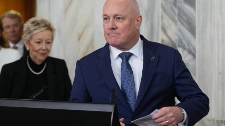 Christopher Luxon conserve la direction du Parti national après un nouveau vote interne.