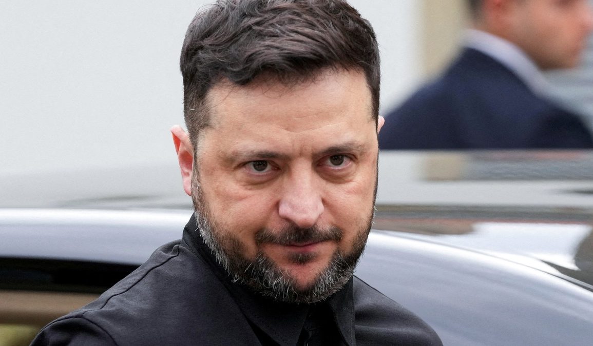 Volodymyr Zelensky a contenu la contestation déclenchée par sa réorganisation de l’appareil militaire ukrainien.