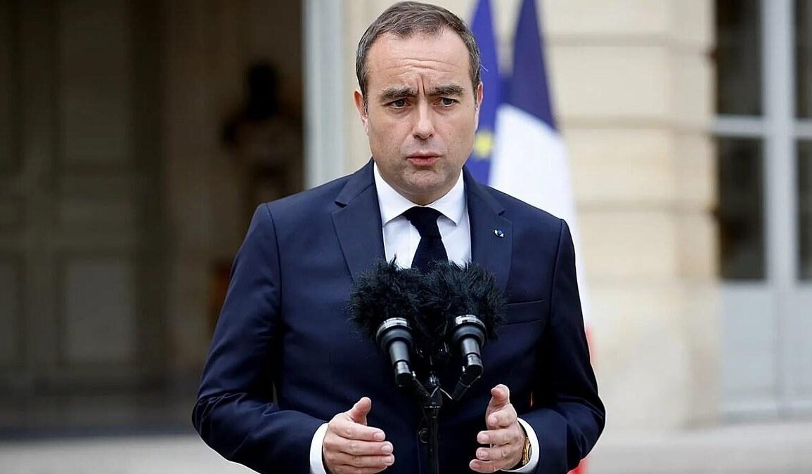 Sébastien Lecornu a prolongé plusieurs aides ciblées face à la hausse du prix des carburants.
