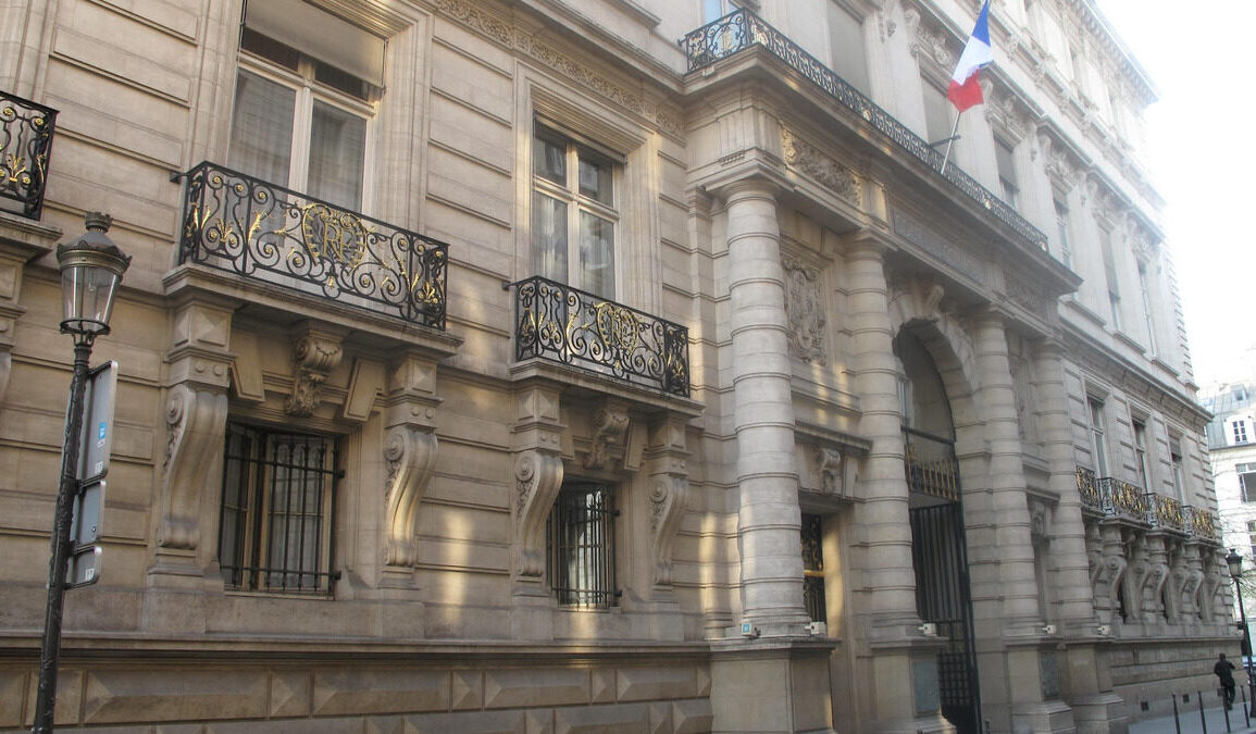 Façade de la Cour des comptes, rue Cambon à Paris.