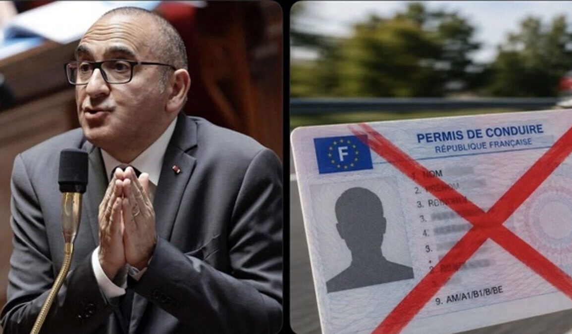 Un responsable politique français à côté d’un permis de conduire barré d’une croix rouge