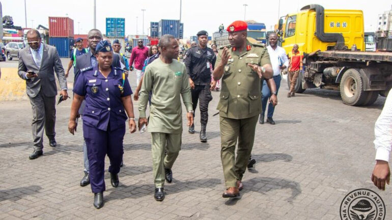 Le Ghana veut renforcer le contrôle des ports et la coordination contre le trafic de drogue.
