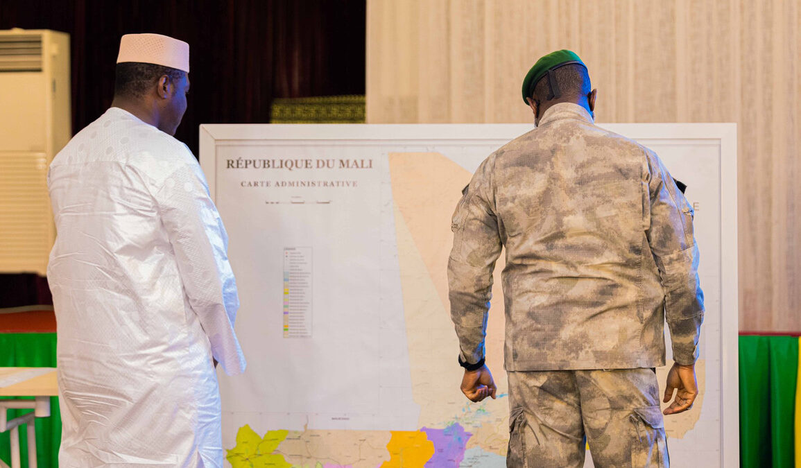 Mali : la société civile réclame un audit des contrats conclus sous la junte