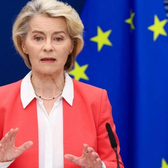 Ursula von der Leyen veut instaurer à l’échelle européenne de nouvelles limites d’âge pour les réseaux sociaux.