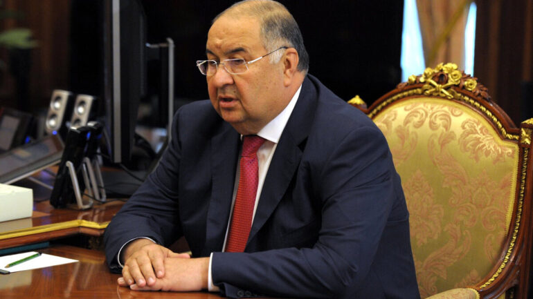 Alisher Usmanov lors d’une rencontre au Kremlin en 2015.