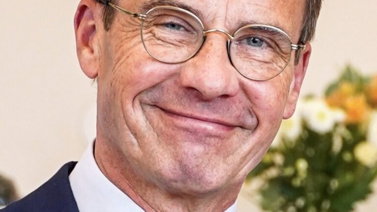 Suède : 176 sièges contre 173, Ulf Kristersson remet sa démission