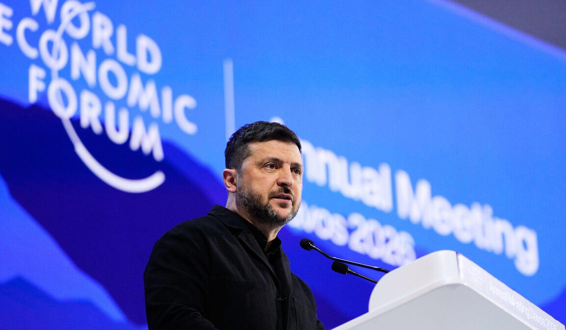 Volodymyr Zelensky a lancé le format régional “Carpathian Eight” avec sept pays voisins ou proches.