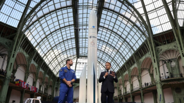 À Paris, l’Europe défend son autonomie spatiale sans SpaceX ni Blue Origin