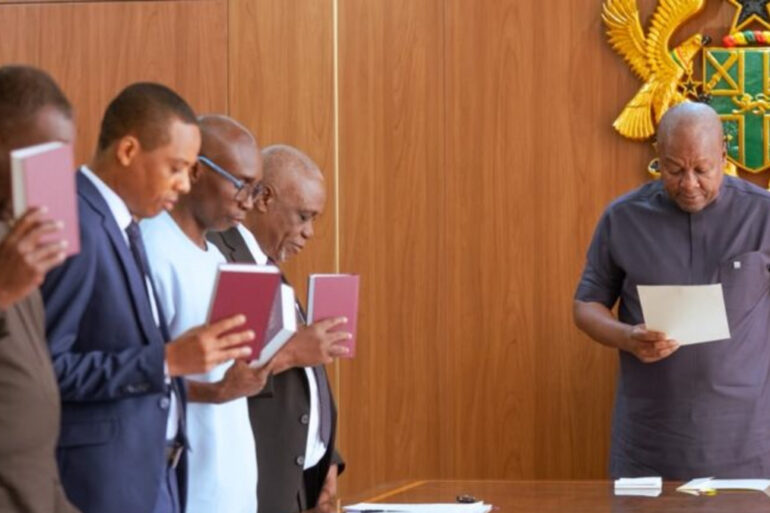 Mahama installe un Conseil budgétaire pour surveiller les finances de son propre gouvernement