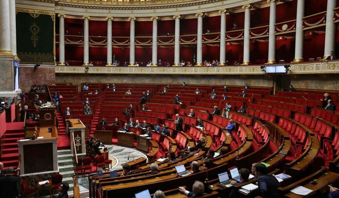 Vue de l’Assemblée nationale française, lieu des débats sur la contribution au budget de l’Union européenne.