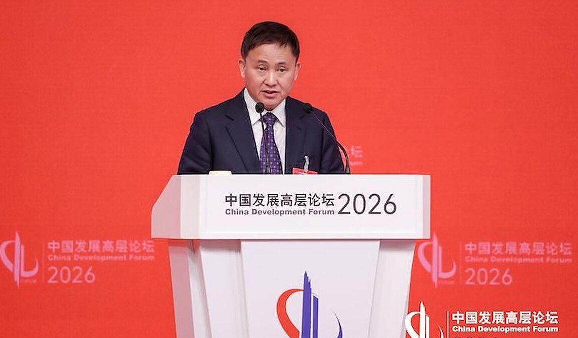 le gouverneur chinois Pan Gongsheng à une conférence économique en 2026.