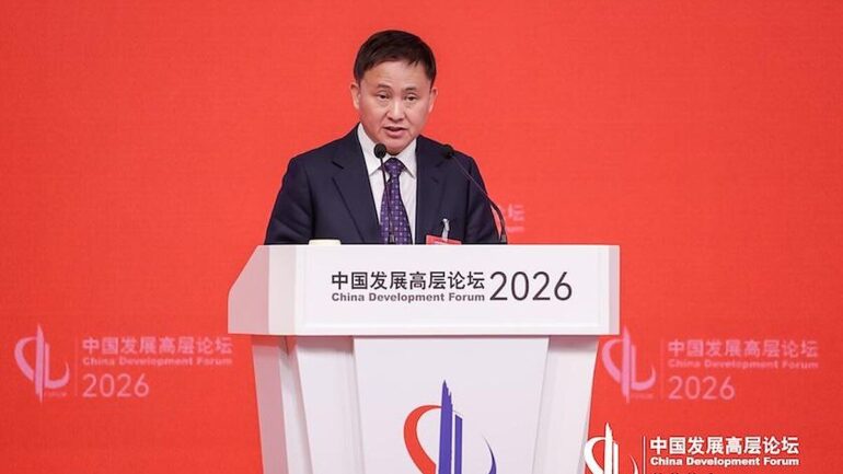 le gouverneur chinois Pan Gongsheng à une conférence économique en 2026.